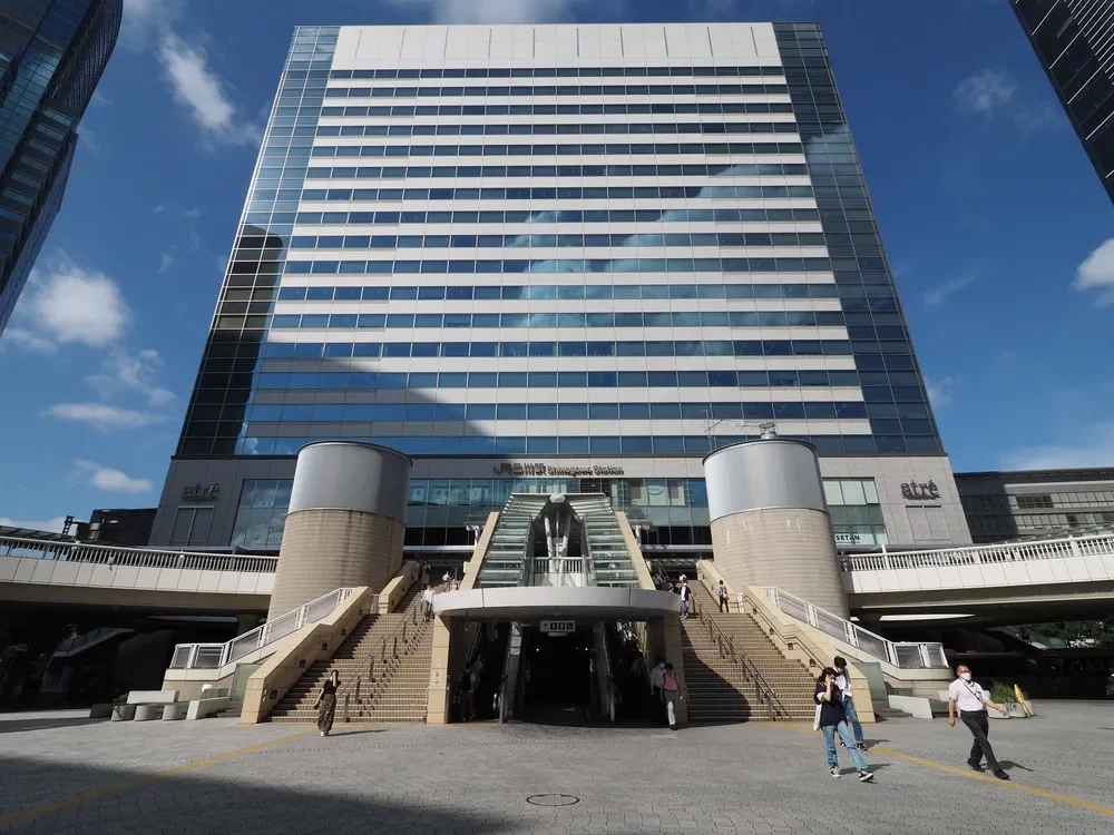 JR山手線品川駅港南口