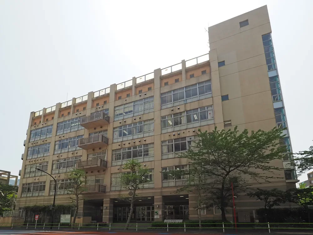 港区立御成門小学校