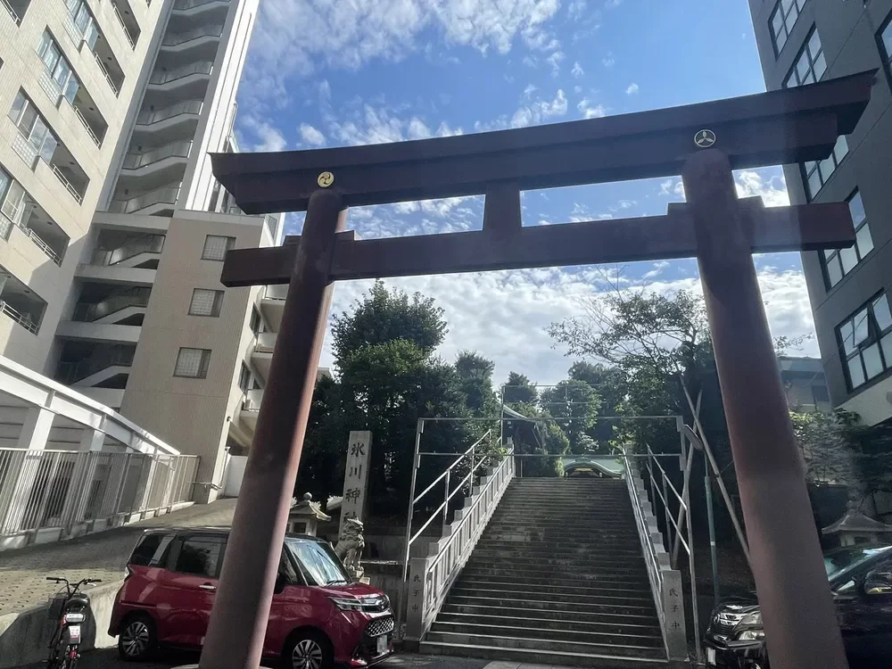 白金氷川神社