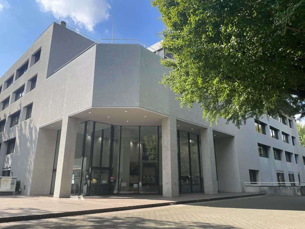 東京都立中央図書館