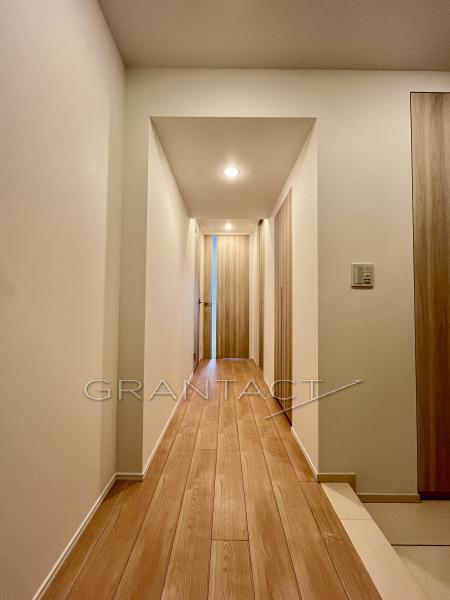 Room Corridor